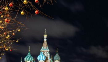 ✨ Новогодний Future Rave 2025: турбизнес танцует под Шуру и Лену Катину!