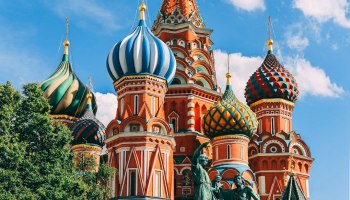 Кто возглавит туризм в новой Госдуме: Тарбаев ждет, Костенко в игре, Валуев на подходе