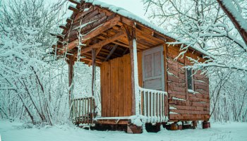 Ноябрьские в России: куда россияне спешат на выходные в 2025 и почему загород штурмует Карелию