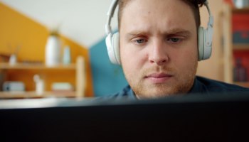 Новость-призрак: Travel Russian News снова получила список вместо текста