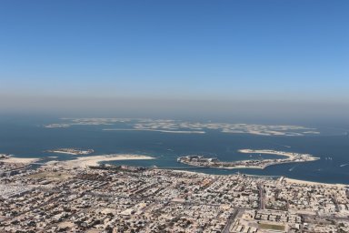 Ракеты упали в море, а паника &mdash; в соцсети: что случилось в Дубае