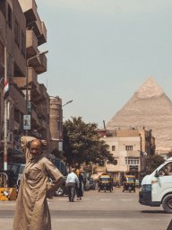 Египет перешел на электронные визы: код вместо очереди, но пока только в Каире