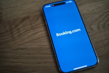 Ozon Travel переманивает отели от Яндекса щедрой акцией