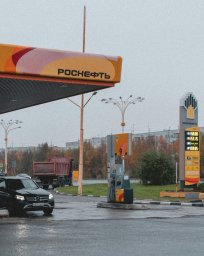 Канистра = уверенность: автотуристы в РФ снова в очереди за бензином