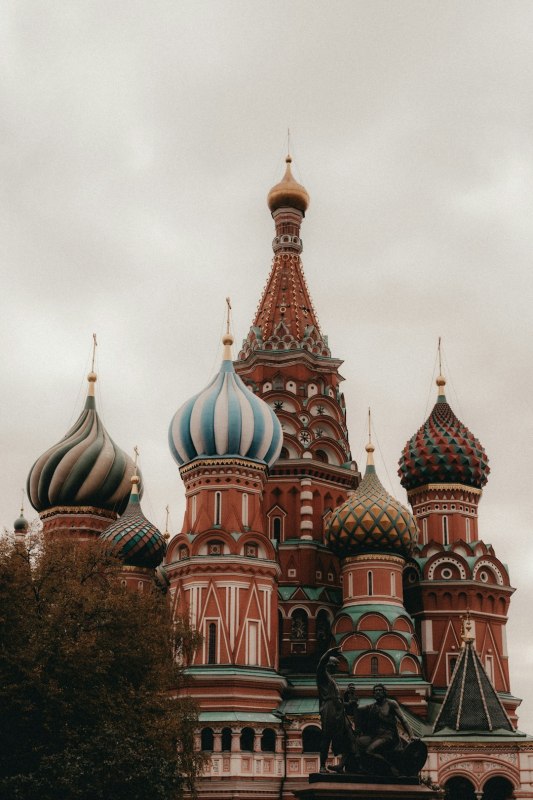 Отдых в России подешевел: Сочи, Москва и Петербург устроили распродажу номеров