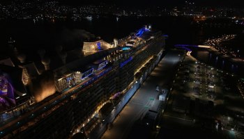 На лайнере Spectrum of the Seas заговорили по-русски: азиатские круизы стали ближе