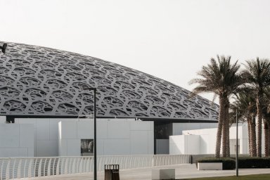 В Абу-Даби открылись два новых музея: динозавры, киты и жемчуг! В Абу-Даби открылись два новых музея: динозавры, киты и жемчуг!