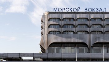 Россиянам разрешили селиться в отели по загранпаспорту, а с 2026 &mdash; по водительским правам