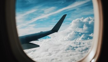 Туристы рулят авиацией: почти половину международных пассажиров везут иностранцы