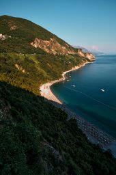 Черногория меняет лицо: армянский перевозчик вместо кувейтского