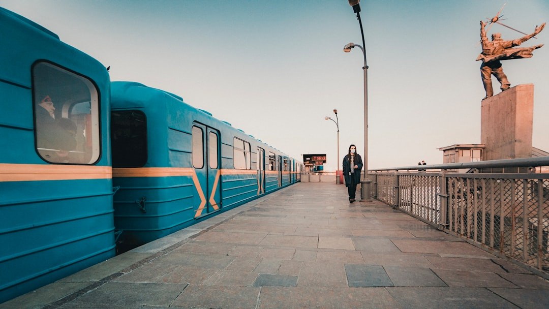 Туристам дали новые права: за билетом — телефон, в отель — по цифровому паспорту Туристам дали новые права: за билетом — телефон, в отель — по цифровому паспорту