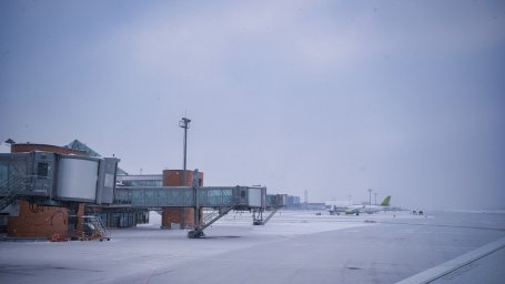 Небо закрыто, но жизнь продолжается: как российские туристы ищут обходные пути