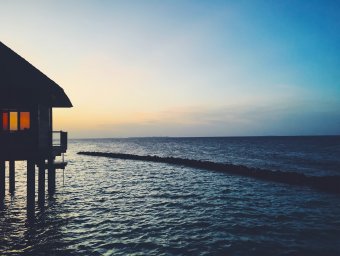 Sun Siyam Resorts: Мальдивский рай с весенними скидками до 35% и водными виллами с горками