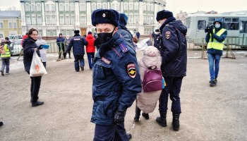 Паспорт или каникулы: новые правила выезда детей из России с 2026 года