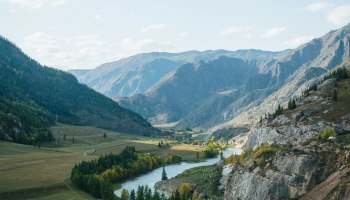 Алтай в 2026-м: модно, дорого и очень хочется