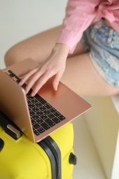 Ваш отпуск на Госуслугах: мошенники в пролете, туристы в курсе