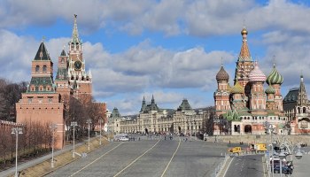 36% россиян экономят на поездках: как не прогореть на отдыхе в 2026